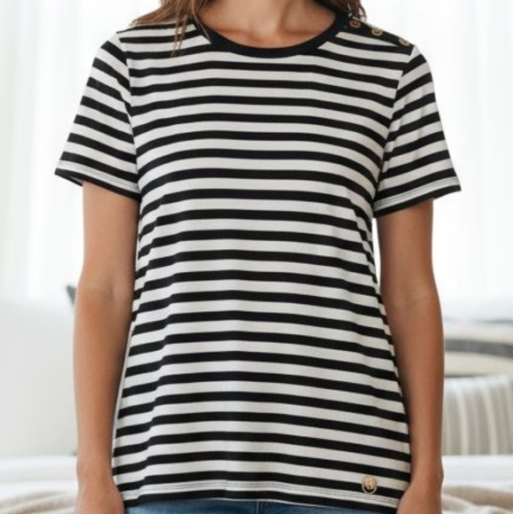 Michael Kors - Black & White Stripped Blouse, 3 Working Buttons On Left... - Picture 10 of 10